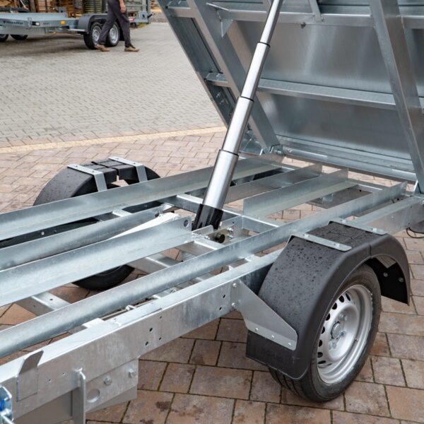 PRZYCZEPA Temared TIPPER 2515 Wywrotka DMC 1,3T ELEKTRYCZNY WYWROT