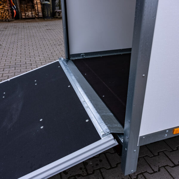 Brenderup Cargo CD260B 155x260x185 DMC 1300 KG
